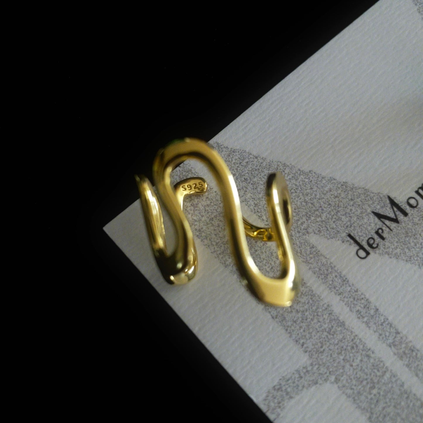 MAJA Wavy Ring