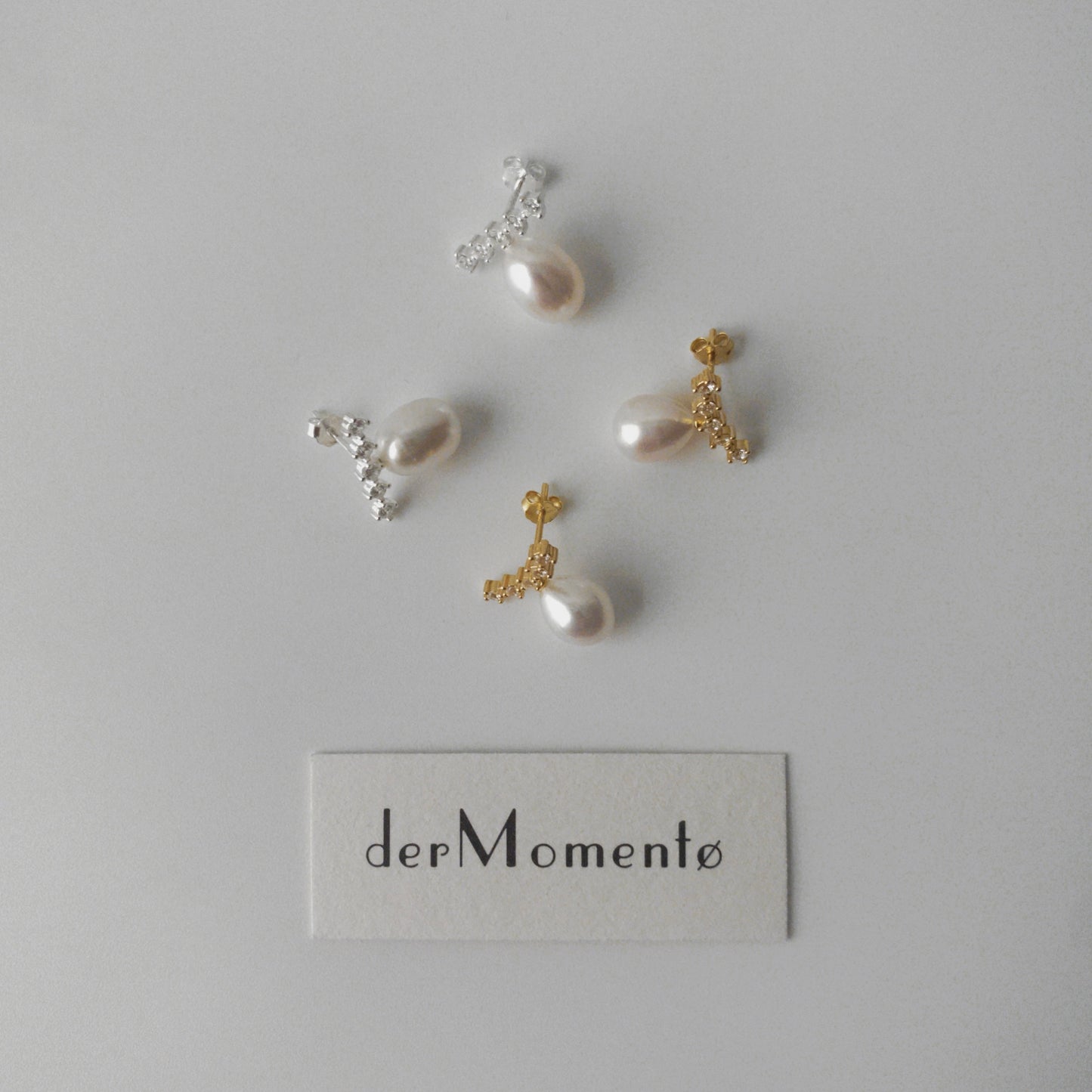 LYNN Pearl Stud Earrings