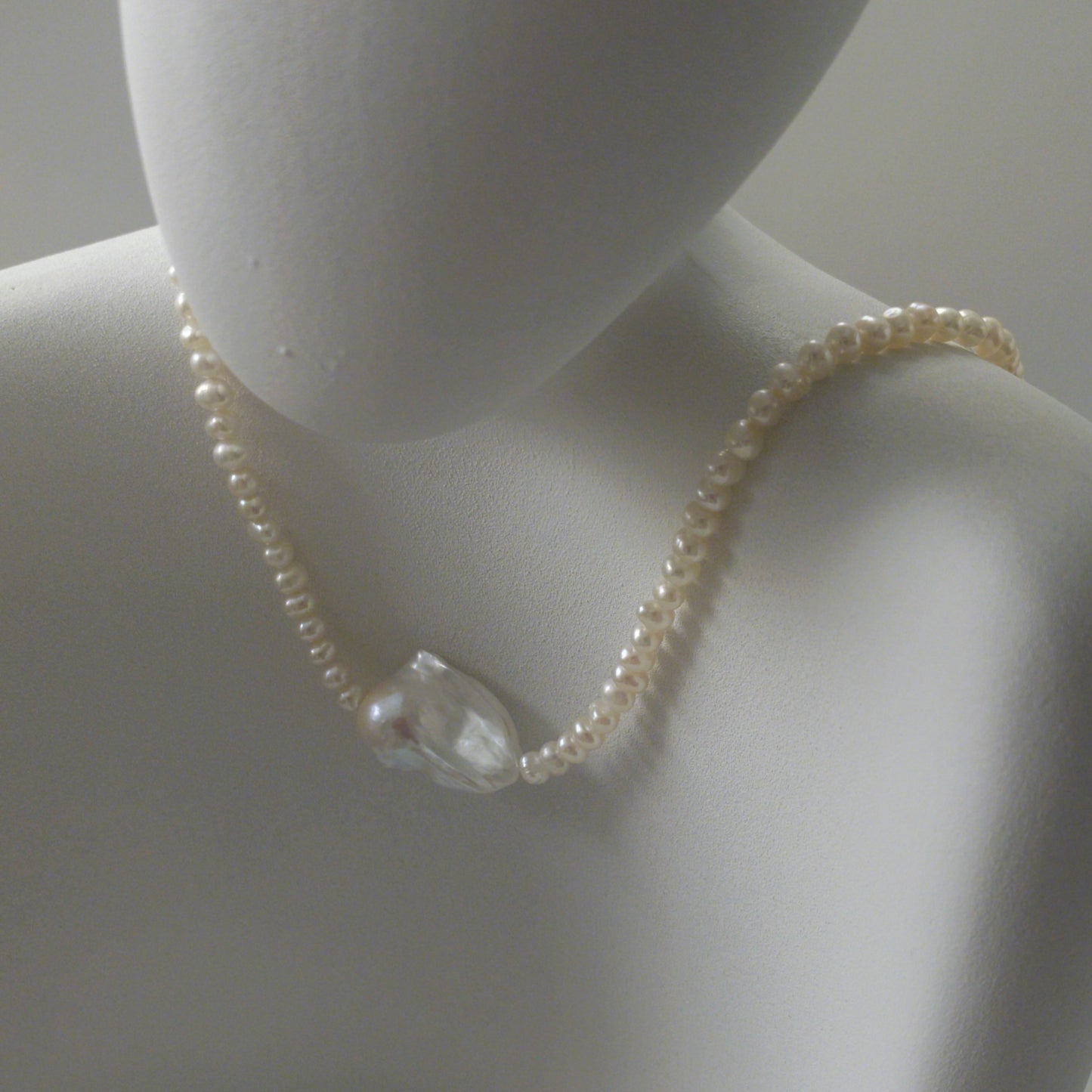 GRETA Pearl Necklace