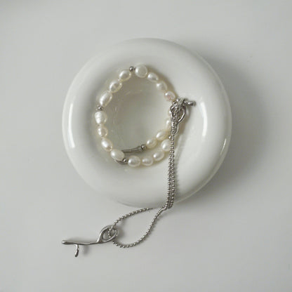 LILITH Asymmetrical Pearl Choker