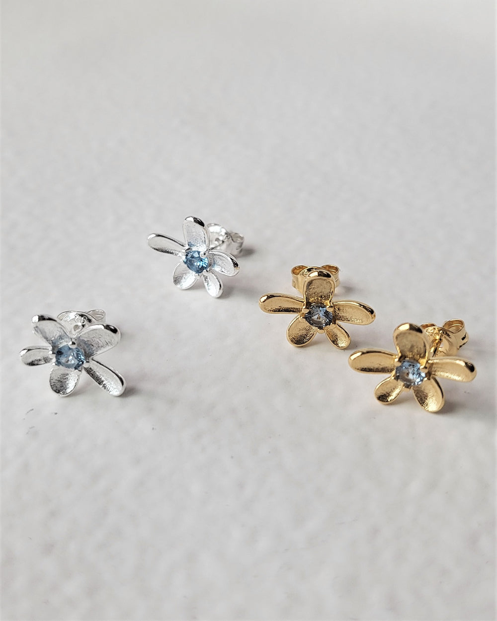 LOTTA Flower Studs