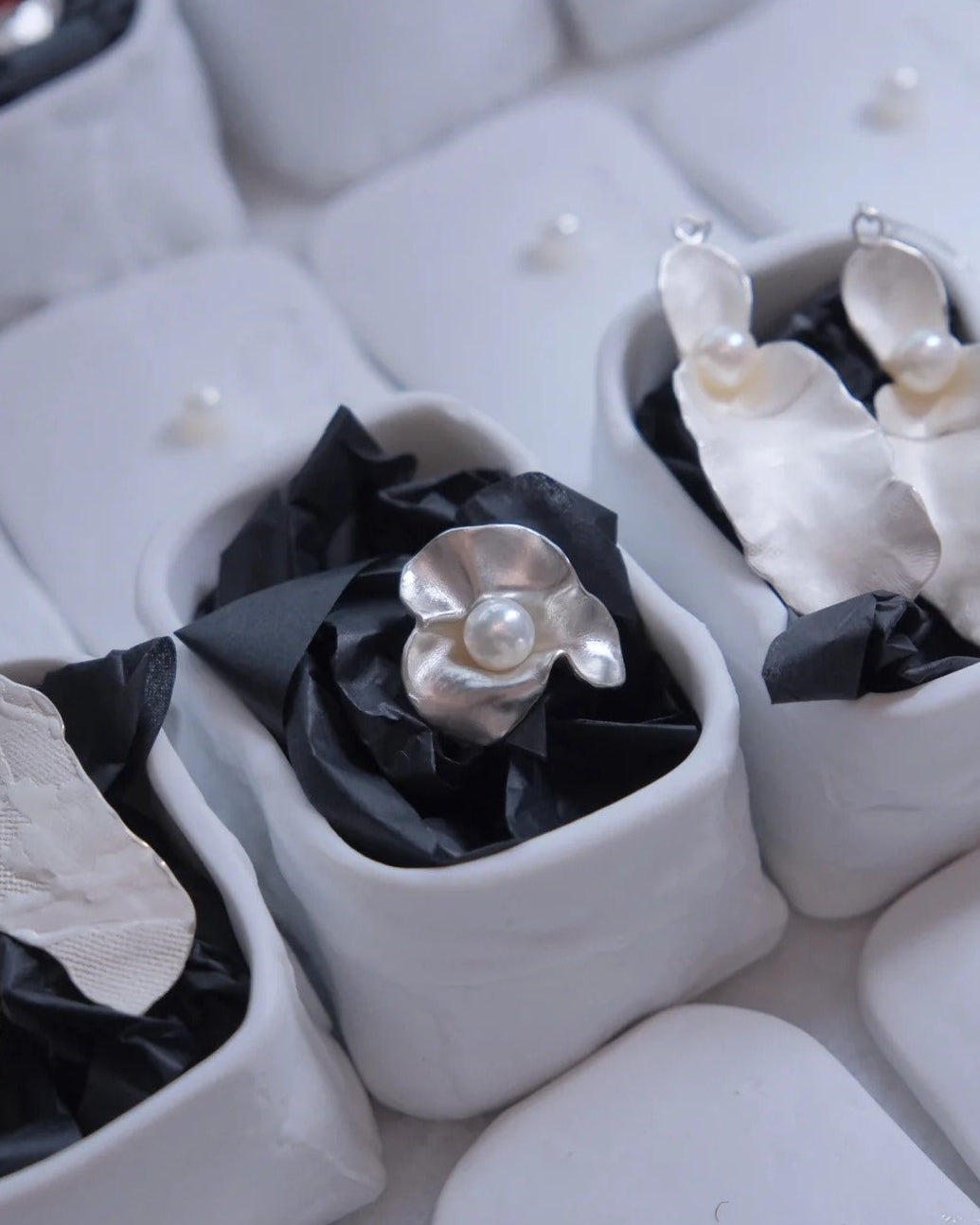 Pleated Pearl Ring Ⅱ