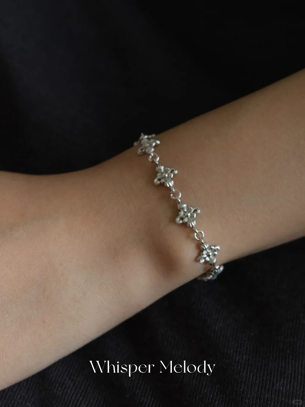Cross-Petal Bracelet