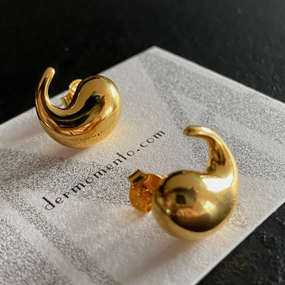 Rounded gold vermeil stud earrings with overlapping metal folds